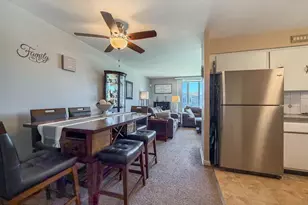 8585 Benton Ave, Philadelphia, PA 19152 - Photo 11