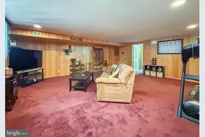 8585 Benton Avenue, Philadelphia, PA 19152 - Photo 31