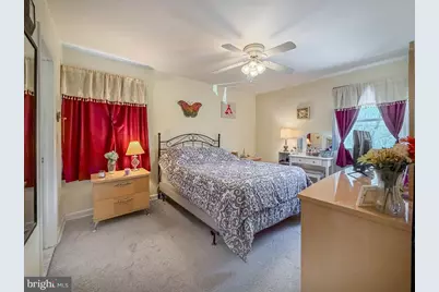 8585 Benton Avenue, Philadelphia, PA 19152 - Photo 19