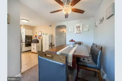 8585 Benton Avenue, Philadelphia, PA 19152 - Photo 9