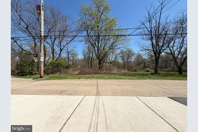 8585 Benton Avenue, Philadelphia, PA 19152 - Photo 39