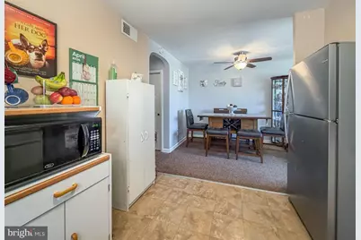 8585 Benton Avenue, Philadelphia, PA 19152 - Photo 15