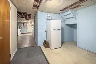 8585 Benton Ave, Philadelphia, PA 19152 - Photo 33