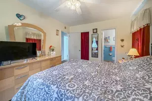 8585 Benton Ave, Philadelphia, PA 19152 - Photo 21