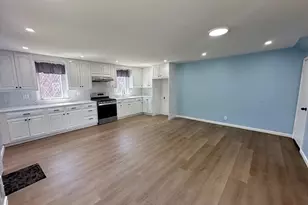 9009 Revere St, Philadelphia, PA 19152 - Photo 5