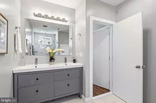 2329 Gerritt St, Philadelphia, PA 19146 - Photo 23