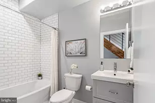 2329 Gerritt St, Philadelphia, PA 19146 - Photo 21