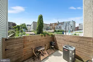 2015 Tulip St, Philadelphia, PA 19125 - Photo 11