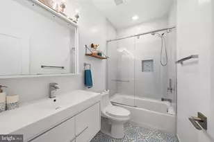 2015 Tulip St, Philadelphia, PA 19125 - Photo 15