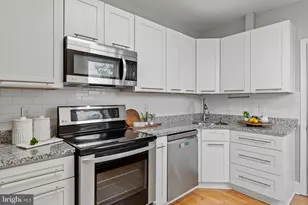 1214 N Lecount St, Philadelphia, PA 19121 - Photo 9