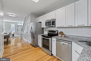 1214 N Lecount St, Philadelphia, PA 19121 - Photo 9