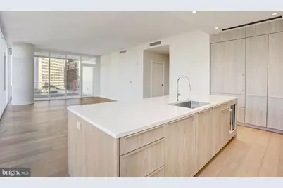 301 S Broad Street #1201, Philadelphia, PA 19107 - Photo 11