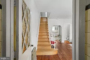 944 Tree St, Philadelphia, PA 19148 - Photo 3