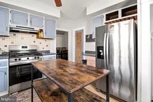 8015 Walker St, Philadelphia, PA 19136 - Photo 9