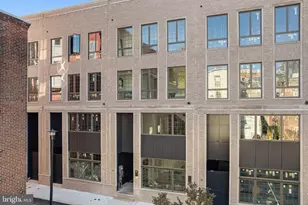 1102 Cypress St, Philadelphia, PA 19107 - Photo 3