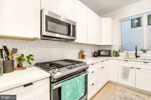 2212 N Front St, Philadelphia, PA 19133 - Photo 9