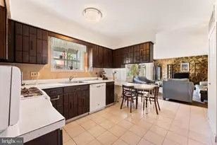 1858 Greymont St, Philadelphia, PA 19116 - Photo 15