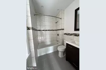 2430 Carpenter Street, Philadelphia, PA 19146 - Photo 17