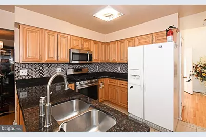 806 Saint Christopher Lane, Philadelphia, PA 19116 - Photo 17