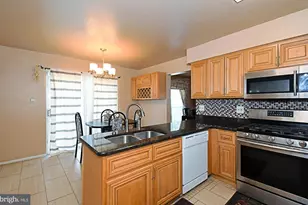 806 St Christopher Ln, Philadelphia, PA 19116 - Photo 15