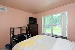 806 St Christopher Ln, Philadelphia, PA 19116 - Photo 47