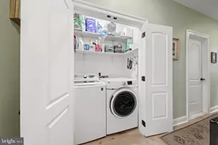 2006 St Albans St, Philadelphia, PA 19146 - Photo 27