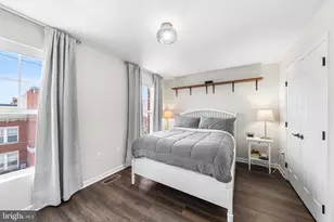 768 S 13th St, Philadelphia, PA 19147 - Photo 25