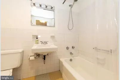 224 W Rittenhouse Square #1704, Philadelphia, PA 19103 - Photo 11