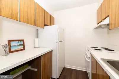 224 W Rittenhouse Square #1704, Philadelphia, PA 19103 - Photo 7