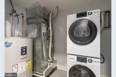 812 N Uber Street #4, Philadelphia, PA 19130 - Photo 11