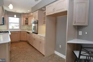 1150 Morefield Rd, Philadelphia, PA 19115 - Photo 9