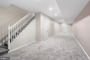 743 S 52nd St, Philadelphia, PA 19143 - Photo 27