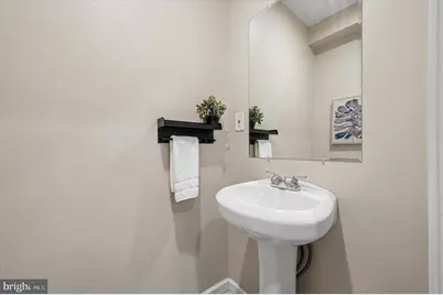 743 S 52nd Street, Philadelphia, PA 19143 - Photo 7