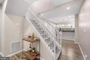 743 S 52nd St, Philadelphia, PA 19143 - Photo 11