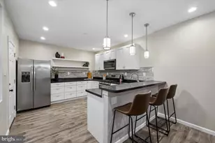 743 S 52nd St, Philadelphia, PA 19143 - Photo 9