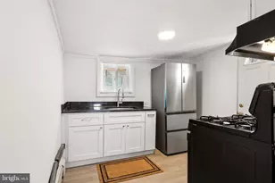 502 Mountain St, Philadelphia, PA 19148 - Photo 7