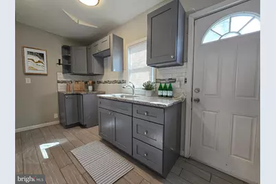 1737 N Dover Street, Philadelphia, PA 19121 - Photo 9