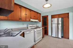 449 Flamingo St, Philadelphia, PA 19128 - Photo 11