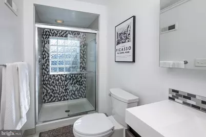 2140 E Letterly Street, Philadelphia, PA 19125 - Photo 27