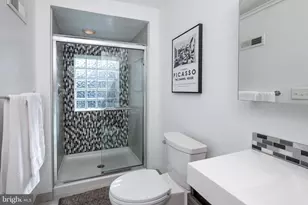 2140 E Letterly St, Philadelphia, PA 19125 - Photo 27