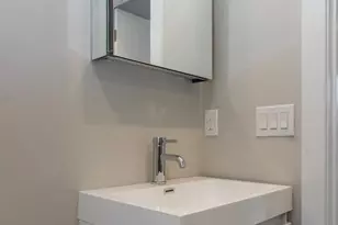 1641 Fitzwater St, Philadelphia, PA 19146 - Photo 27