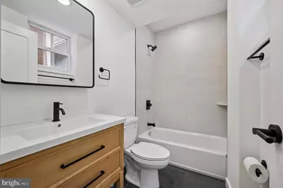 627 N 16th Street #101, Philadelphia, PA 19130 - Photo 5