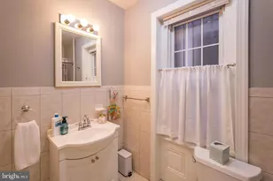 1919 Spring Garden St, Philadelphia, PA 19130 - Photo 9