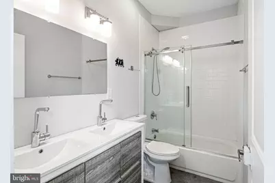 1940 S 6th Street, Philadelphia, PA 19148 - Photo 17