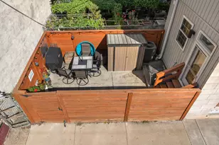 1940 S 6th St, Philadelphia, PA 19148 - Photo 11