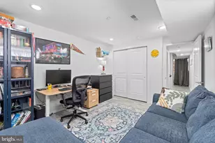 1940 S 6th St, Philadelphia, PA 19148 - Photo 29