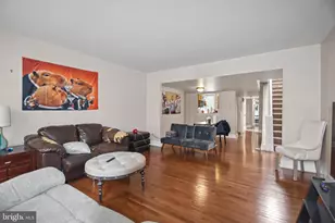 238 S 11th St, Philadelphia, PA 19107 - Photo 5