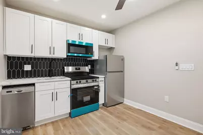 2210 S Hobson Street, Philadelphia, PA 19142 - Photo 5