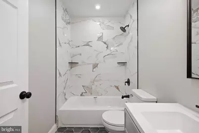 2210 S Hobson Street, Philadelphia, PA 19142 - Photo 17