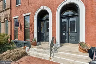 2105 Green St, Philadelphia, PA 19130 - Photo 3